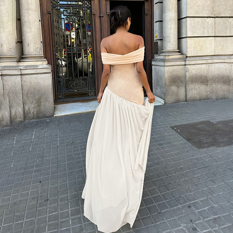 Robe Élégante à Épaules Dénudées – Style Moderne et Silhouette Affinée
