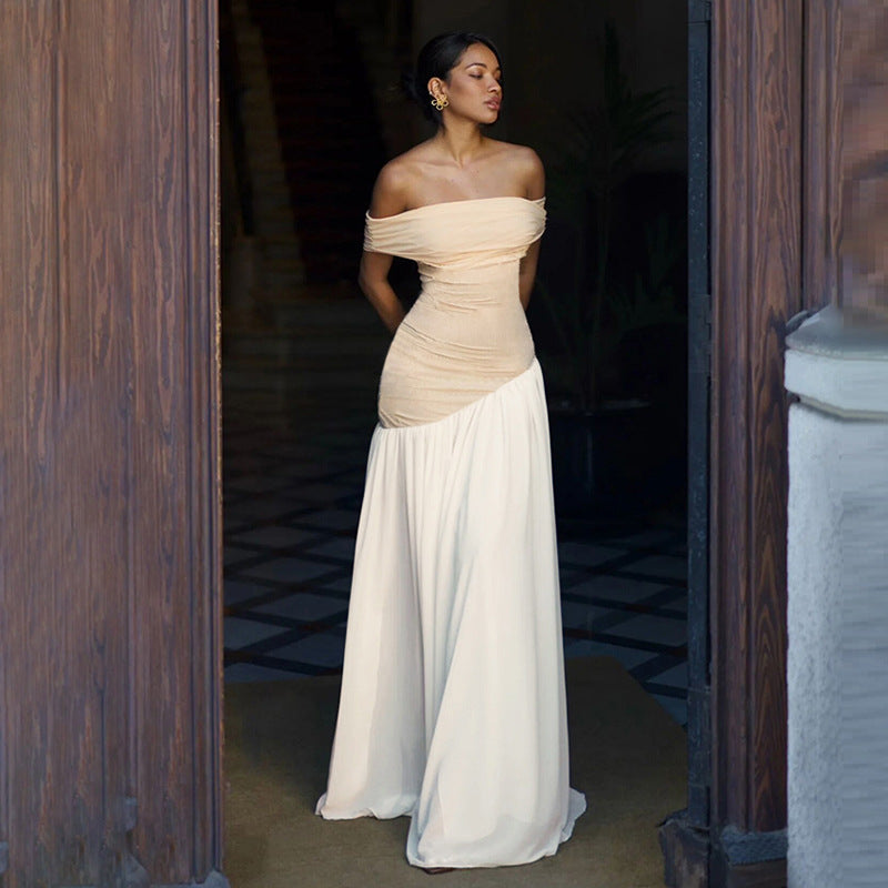 Robe Élégante à Épaules Dénudées – Style Moderne et Silhouette Affinée